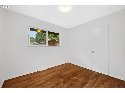 6239 SE 120th Avenue Portland OR 97266