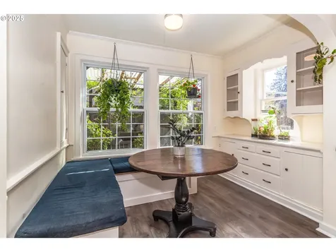 1524 SE 84th Avenue Portland OR 97216