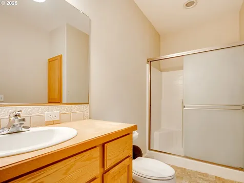 2002 NE 183rd Avenue Vancouver WA 98684