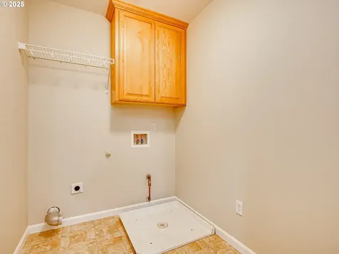 2002 NE 183rd Avenue Vancouver WA 98684