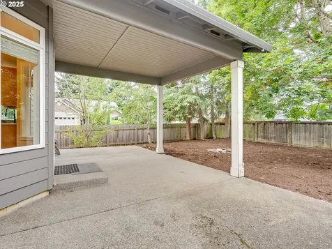 2002 NE 183rd Avenue Vancouver WA 98684