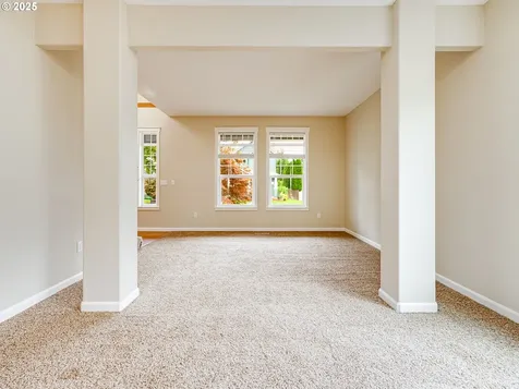 2002 NE 183rd Avenue Vancouver WA 98684