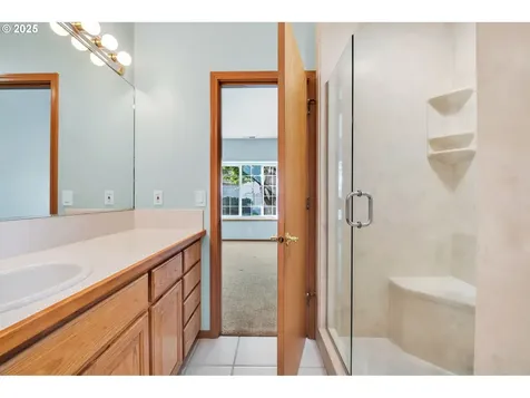 3333 Lakemont Drive Eugene OR 97408