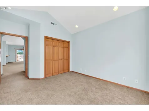 3333 Lakemont Drive Eugene OR 97408