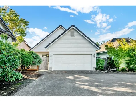 3333 Lakemont Drive Eugene OR 97408