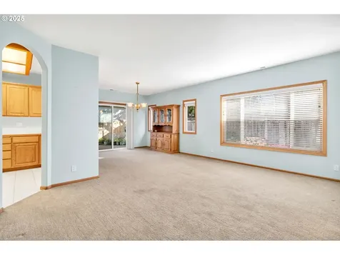 3333 Lakemont Drive Eugene OR 97408