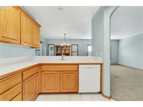 3333 Lakemont Drive Eugene OR 97408