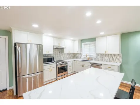 7025 SW 103rd Avenue Beaverton OR 97008