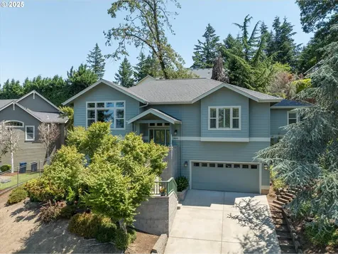 2688 Suncrest Avenue Eugene OR 97405