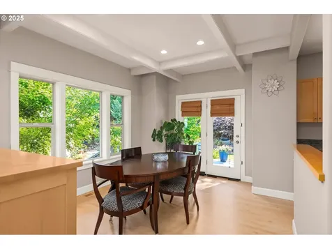 2688 Suncrest Avenue Eugene OR 97405
