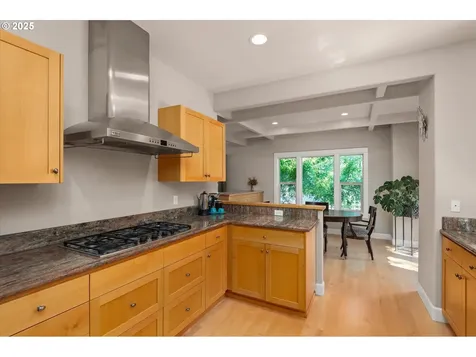 2688 Suncrest Avenue Eugene OR 97405