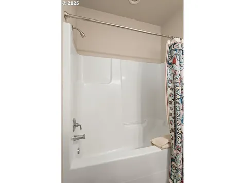 2688 Suncrest Avenue Eugene OR 97405