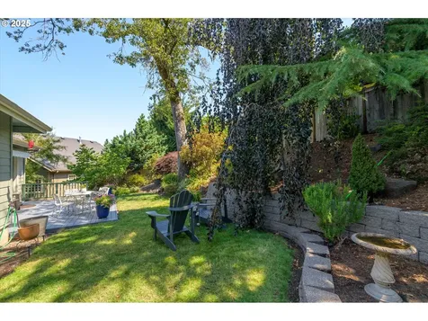 2688 Suncrest Avenue Eugene OR 97405