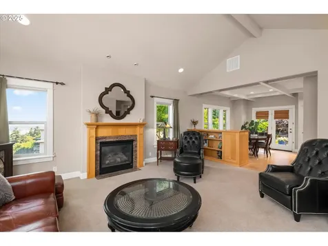 2688 Suncrest Avenue Eugene OR 97405
