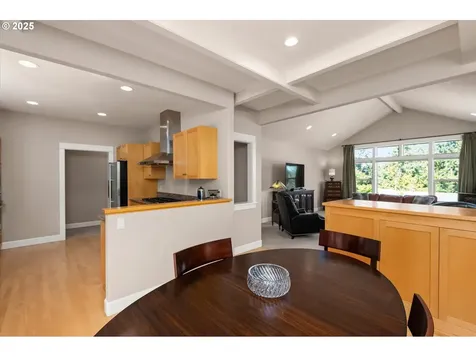2688 Suncrest Avenue Eugene OR 97405