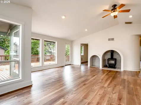 2850 NW Logan Street Camas WA 98607