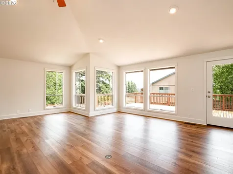 2850 NW Logan Street Camas WA 98607