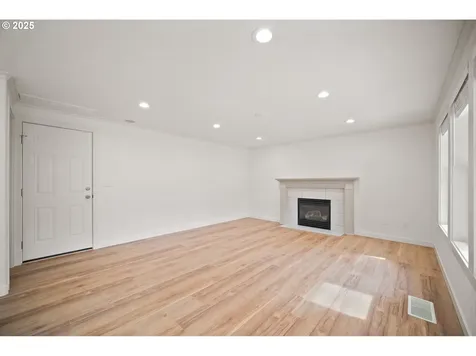 12401 NE 42nd Street Vancouver WA 98682