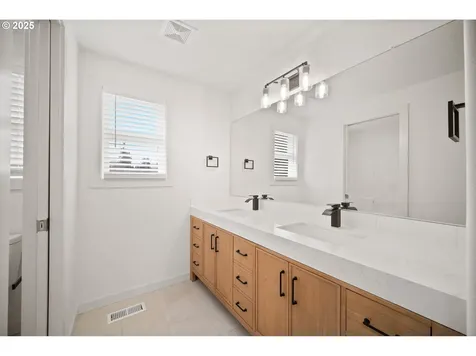 12401 NE 42nd Street Vancouver WA 98682