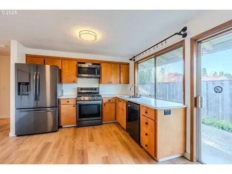 14225 SW Rocklynn Place Beaverton OR 97005