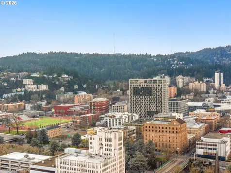 550 SW 10th Avenue Portland OR 97205