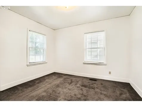 869 E Street Washougal WA 98671