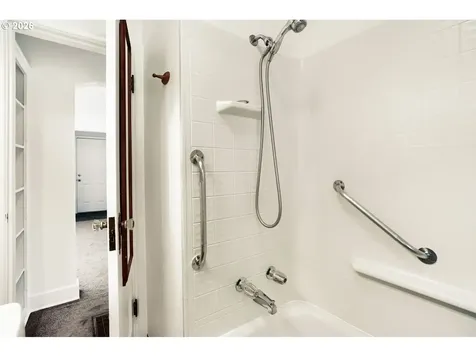869 E Street Washougal WA 98671