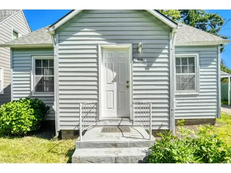 869 E Street Washougal WA 98671