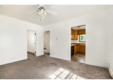 869 E Street Washougal WA 98671