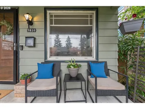 5820 NE Halsey Street Portland OR 97213