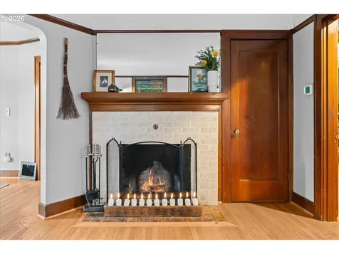 5820 NE Halsey Street Portland OR 97213