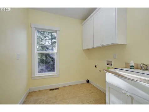 66743 Doetsch Road Deer Island OR 97054