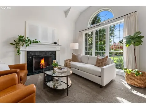1625 Carriage Way West Linn OR 97068