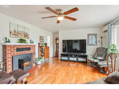 144 Beacon Hill Drive Longview WA 98632