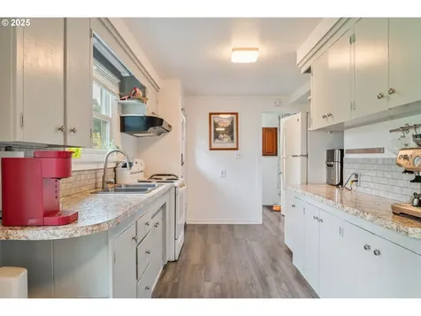 144 Beacon Hill Drive Longview WA 98632