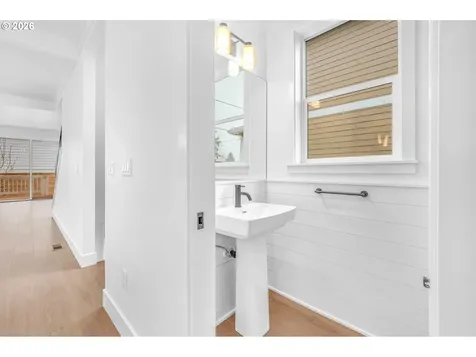 6471 SE Ramona Street Portland OR 97206