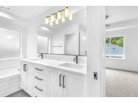 6471 SE Ramona Street Portland OR 97206