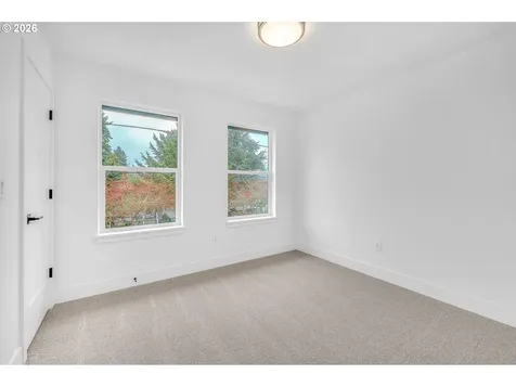 6471 SE Ramona Street Portland OR 97206