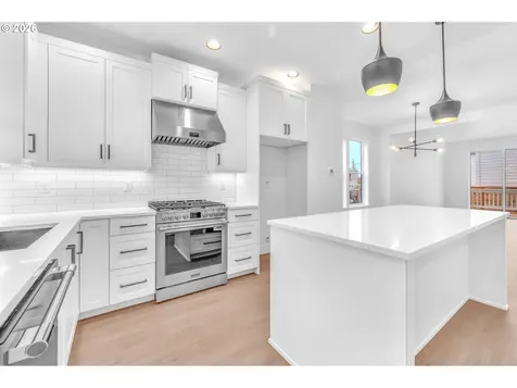 6471 SE Ramona Street Portland OR 97206