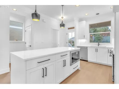 6471 SE Ramona Street Portland OR 97206