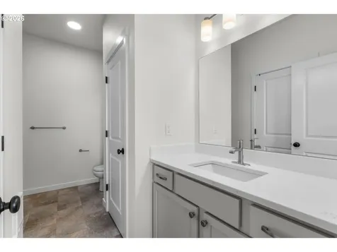 508 SW 6th Street Metolius OR 97741