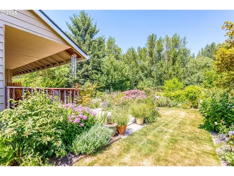 639 NE Meadow Drive Portland OR 97211