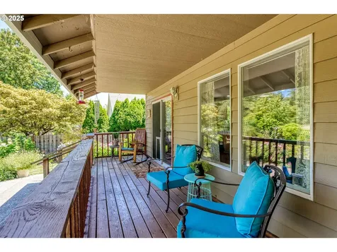 639 NE Meadow Drive Portland OR 97211