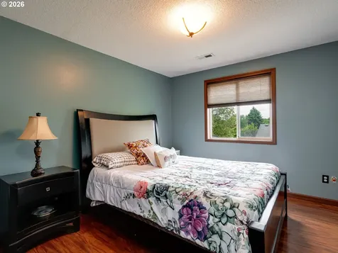 17009 SE 16th Street Vancouver WA 98683