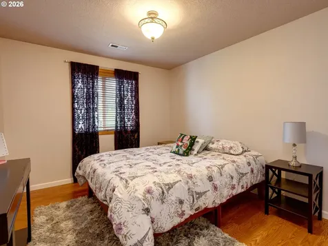 17009 SE 16th Street Vancouver WA 98683