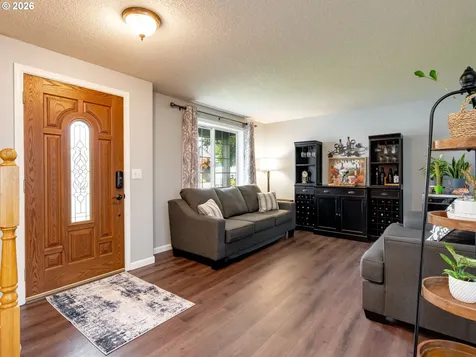 17009 SE 16th Street Vancouver WA 98683