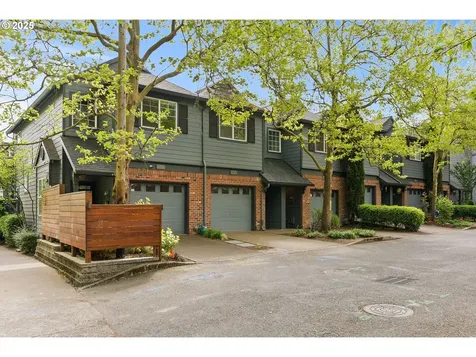 4710 SW 2nd Avenue Portland OR 97239