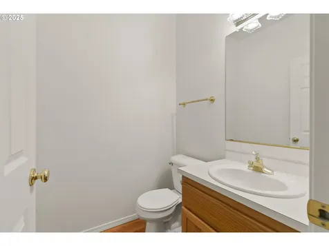 4710 SW 2nd Avenue Portland OR 97239