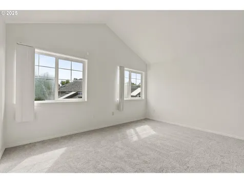 4710 SW 2nd Avenue Portland OR 97239
