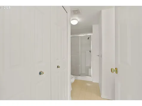 4710 SW 2nd Avenue Portland OR 97239